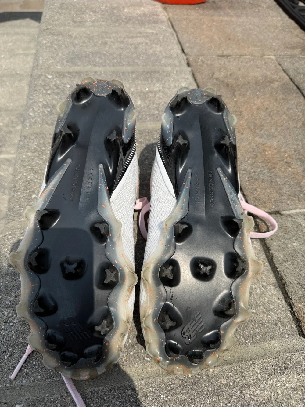 New Balance freeze cleats Women’s size 9